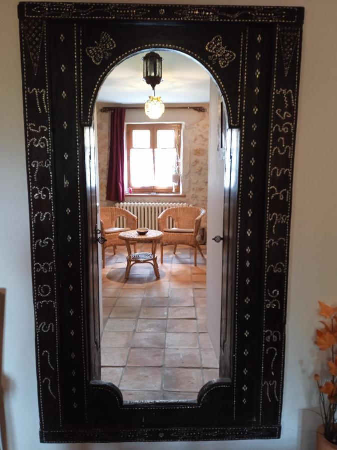 Chez Karine Bed and Breakfast Ceyzerieu Buitenkant foto
