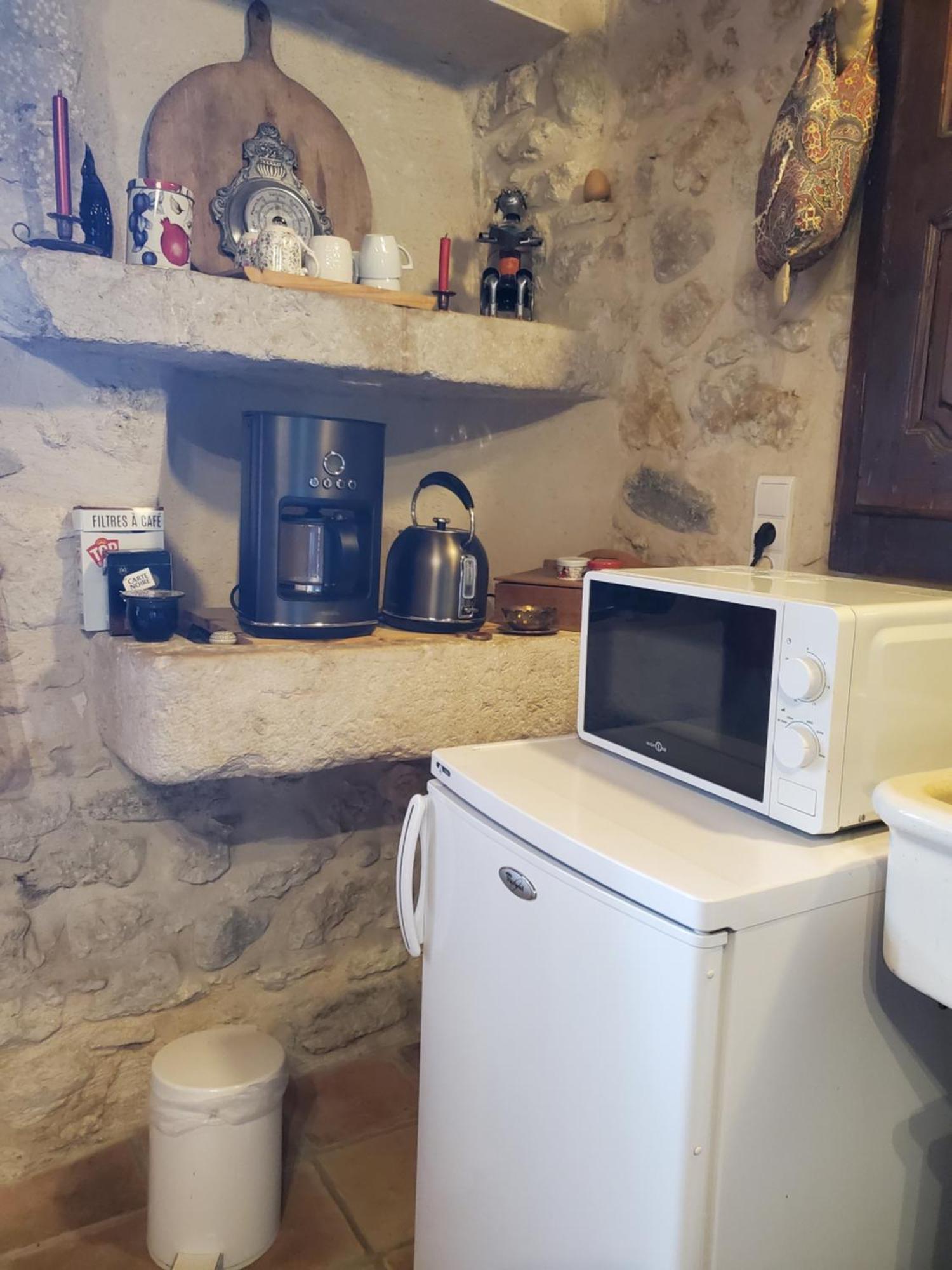 Chez Karine Bed and Breakfast Ceyzerieu Buitenkant foto